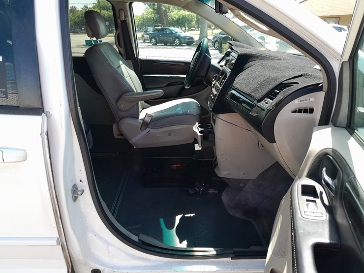 dodge-caravan-image-5