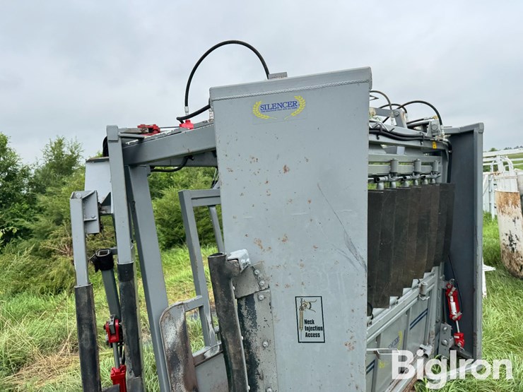 silencer-cattle-chute-image-10