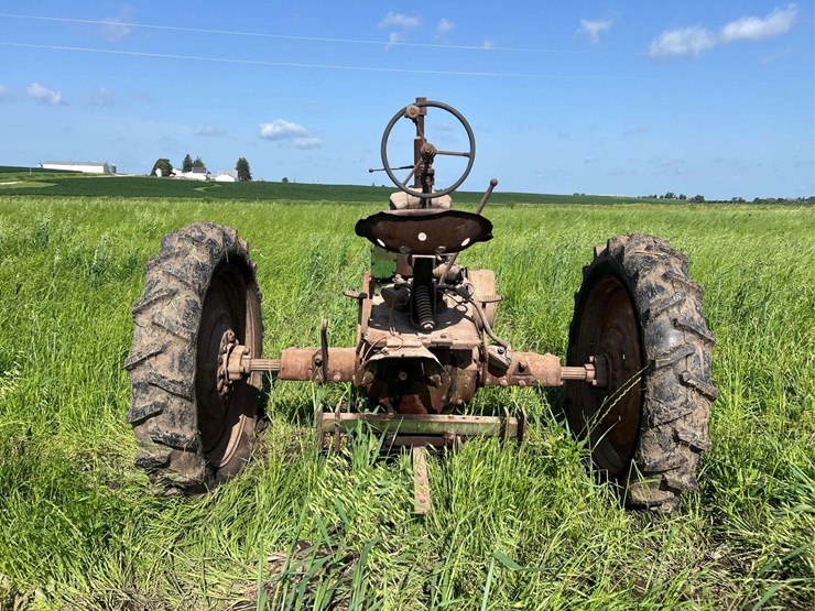 john-deere-h-image-4