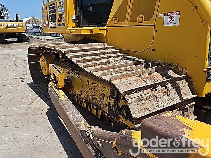 2021-komatsu-d65px-18-image-18