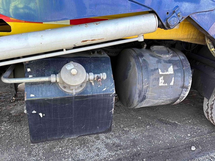 2015-mack-leu613-image-26