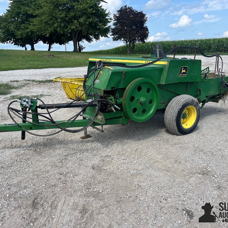 JOHN DEERE 337