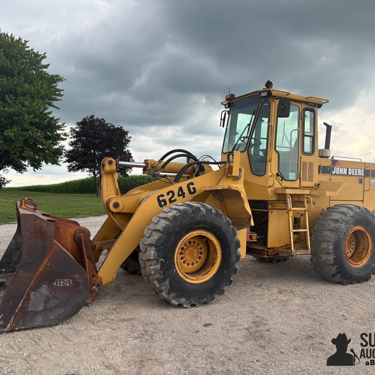 DEERE 624G