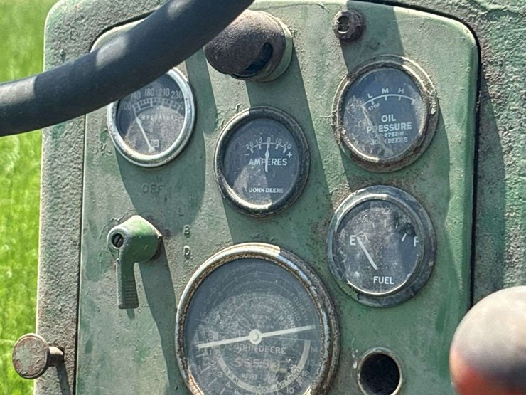 john-deere-720-image-42