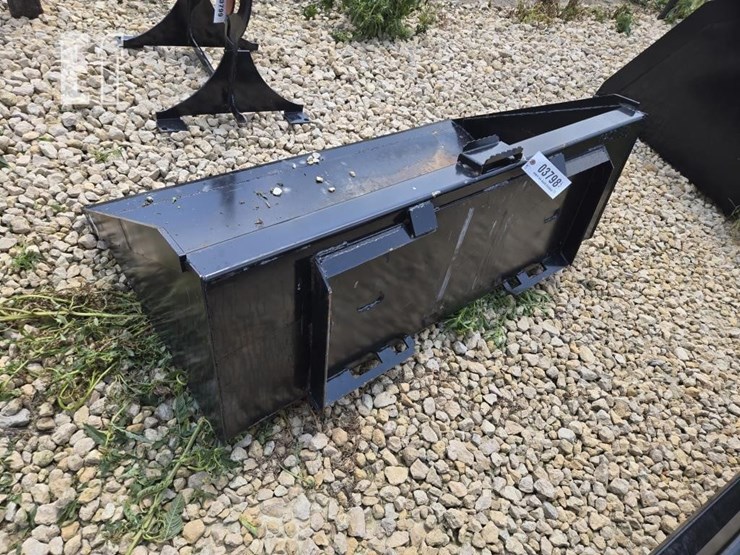 new-66"-bucket-w/-single-blade-image-2
