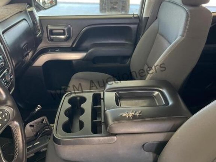 2015-chevrolet-silverado-1500-image-21