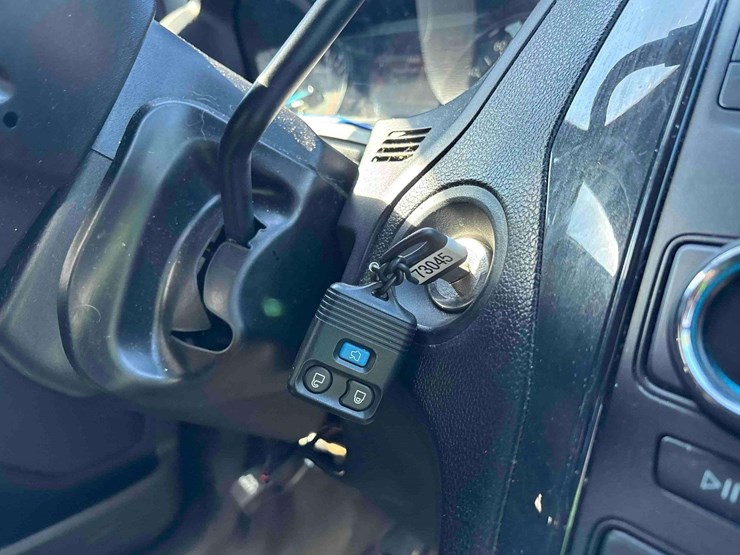 2017-ford-explorer-image-29