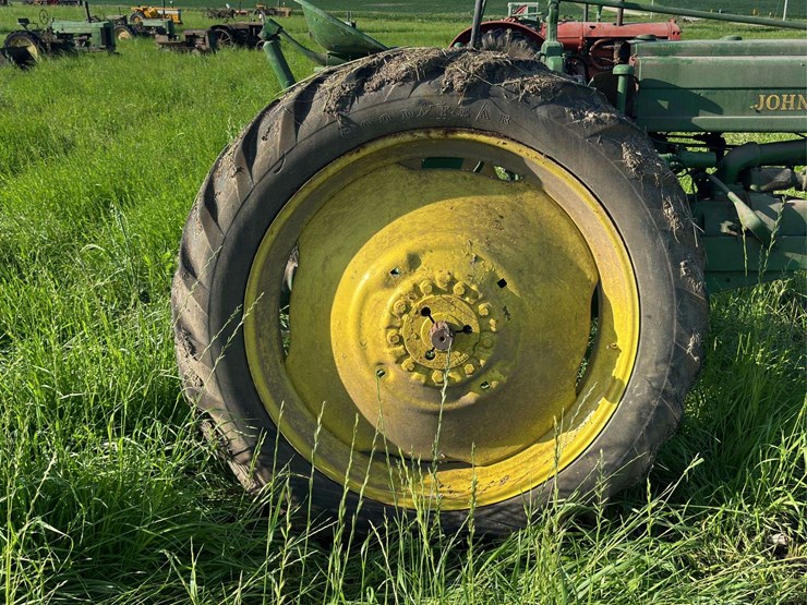 john-deere-model-b-image-20