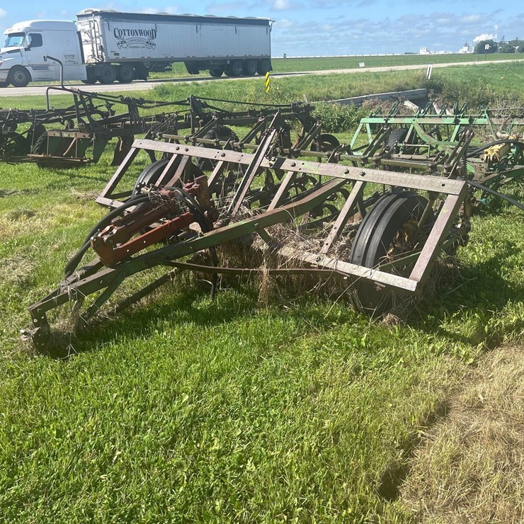 JOHN DEERE 14