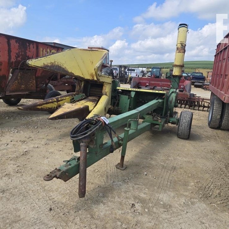JOHN DEERE 3940