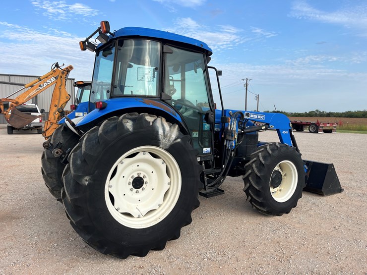 2007-new-holland-td95d-image-9