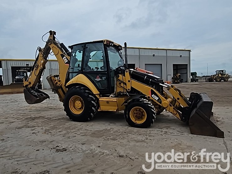 2011-caterpillar-420e-image-6