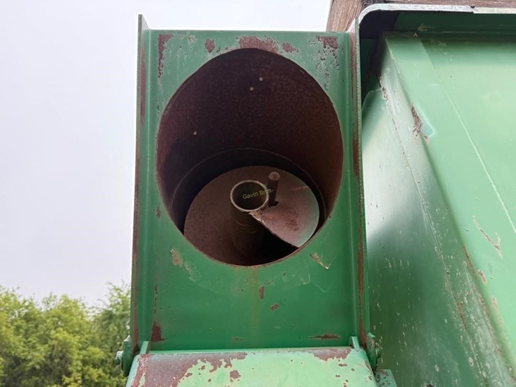 john-deere-400-image-9