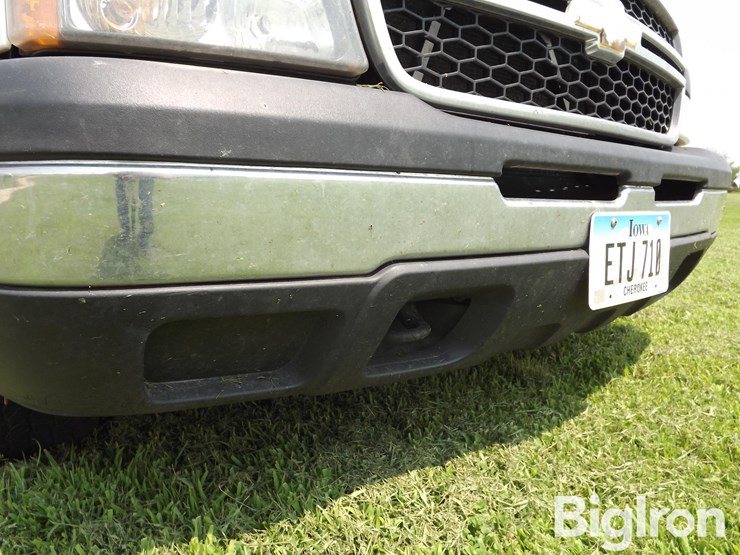 2006-chevrolet-silverado-1500-image-14