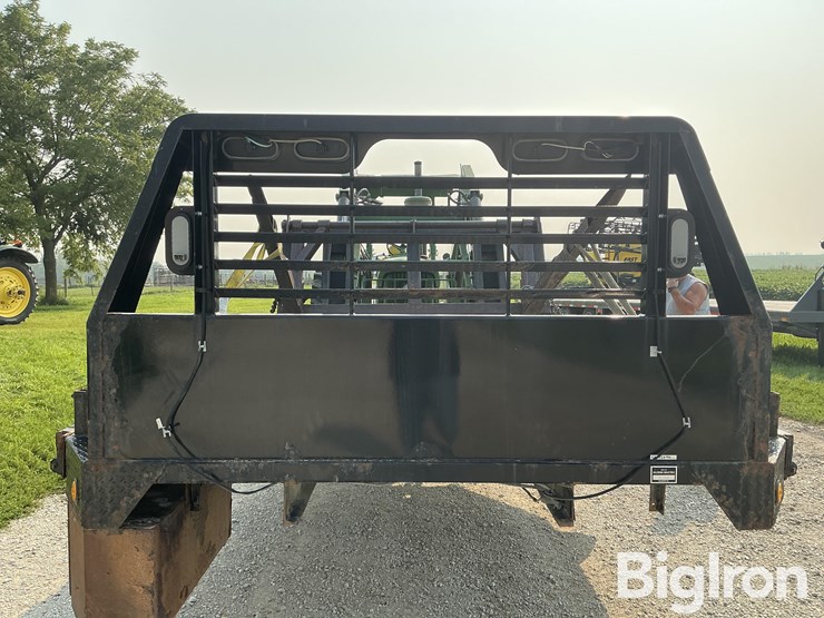2018-chevrolet-3500-image-10
