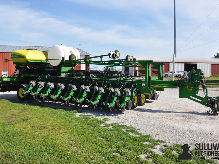 2010-john-deere-db60-image-3
