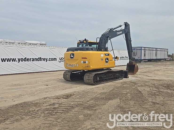 2022-deere-130g-image-5