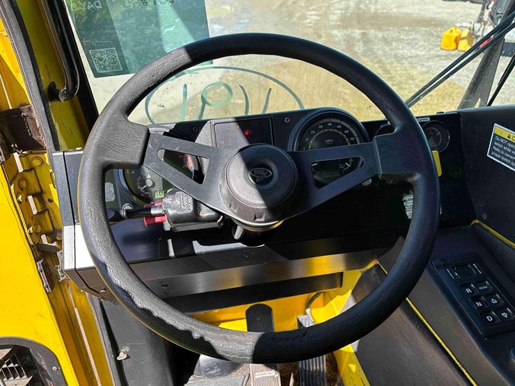 2015-mack-leu613-image-9