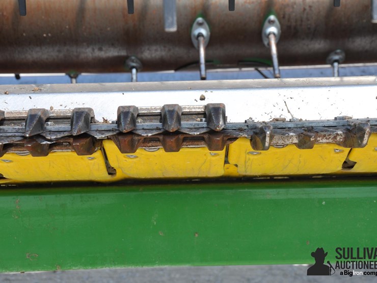 2018-john-deere-635fd-image-19