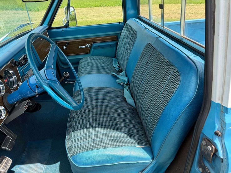 1972-chevrolet-c20-image-20