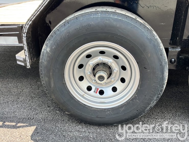 unused-double-a-trailers-83-x-20-14,000#-gvwr,-hdch,2-7000#-axles,-2'-dovetail,-all-led-lights,-st235/80r16-10-ply-on-8-hole-silver-mod-image-14