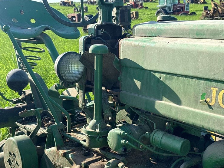 john-deere-model-b-image-46