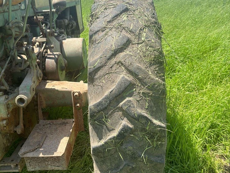 john-deere-720-image-25