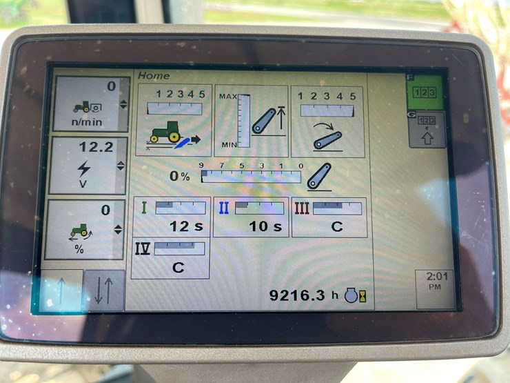 2010-john-deere-8345r-image-21