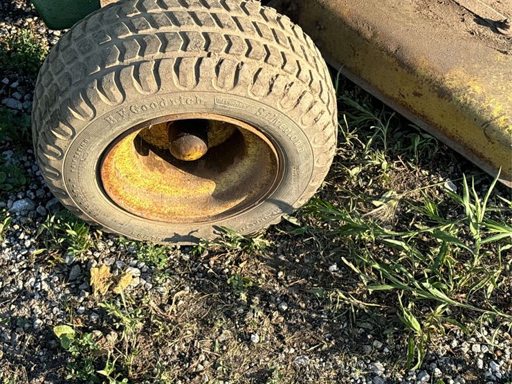 john-deere-112-image-20