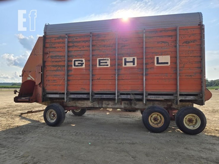 gehl-940-image-8