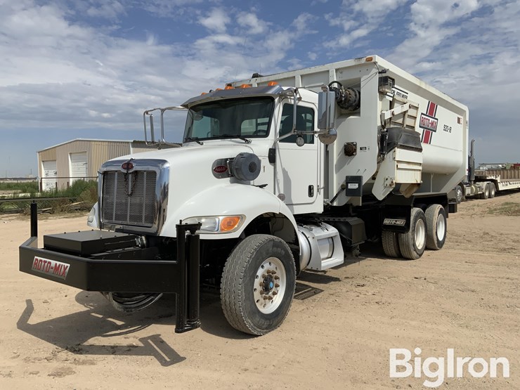 2017-peterbilt-348-image-1