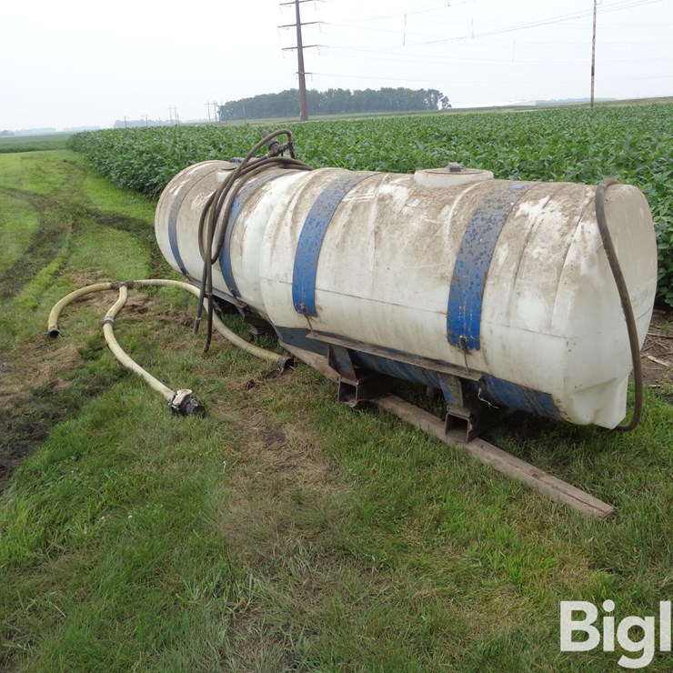300-Gallon Saddle Tanks W/Mounting Brackets