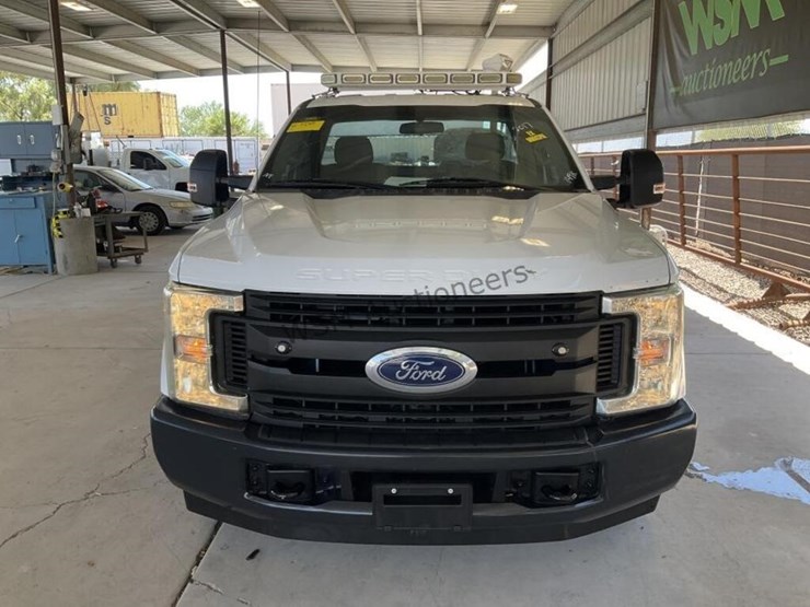 2017-ford-f250-image-3