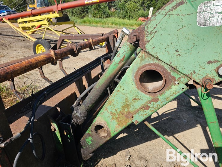 john-deere-4440-image-10