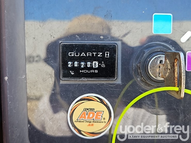2007-jlg-800s-image-23