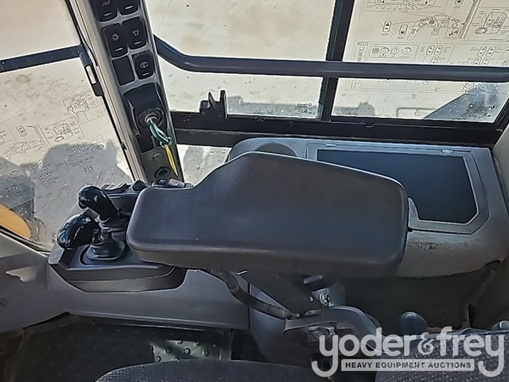 2014-volvo-l110h-image-60