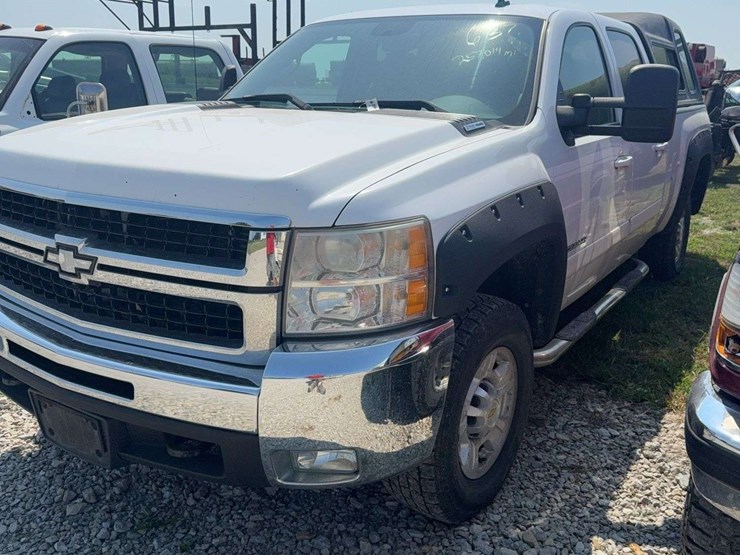 2008-chevrolet-silverado-2500hd-ltz-image-1