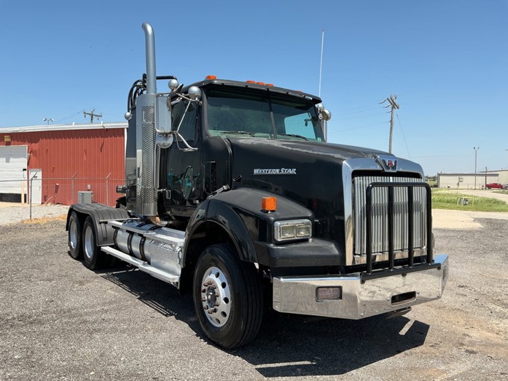 2012-western-star-4900-image-3