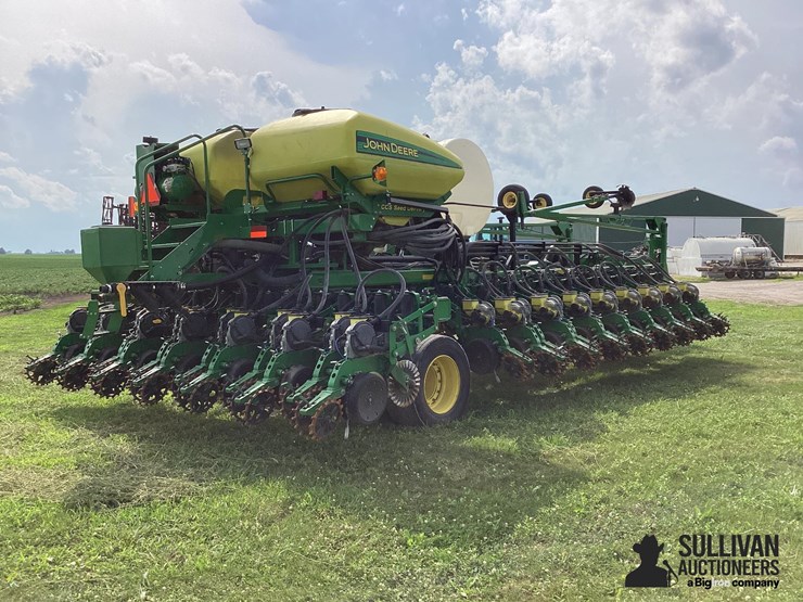 john-deere-db60-image-5