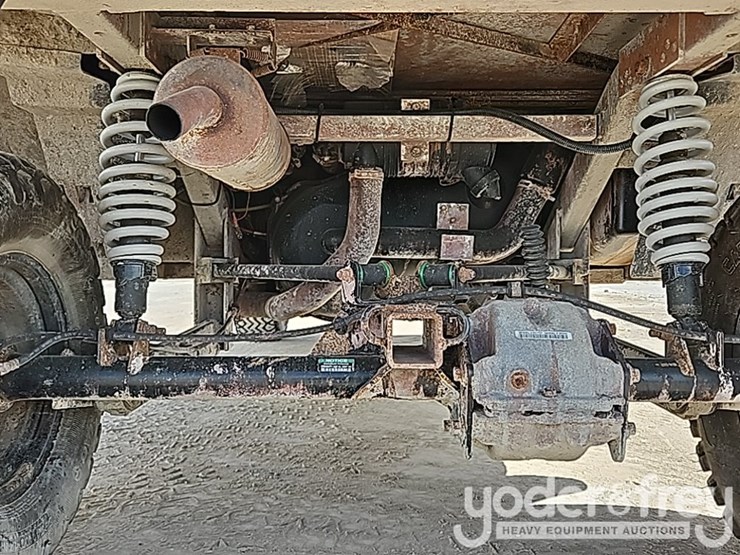 2019-club-car-carryall-1700-image-21