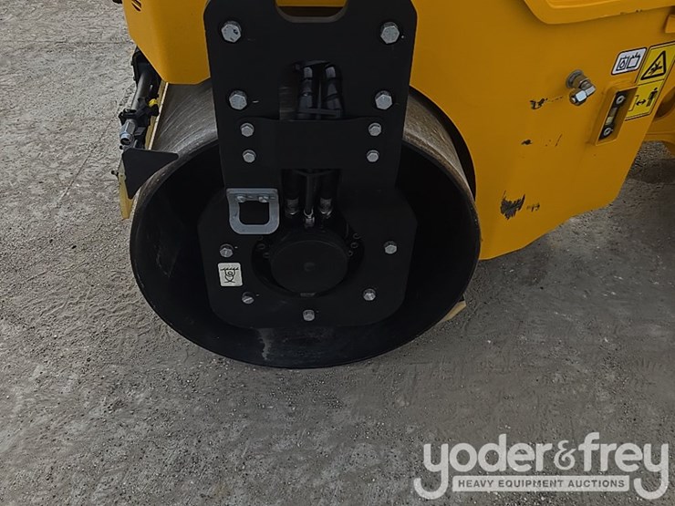 2023-jcb-ct260-120-image-9