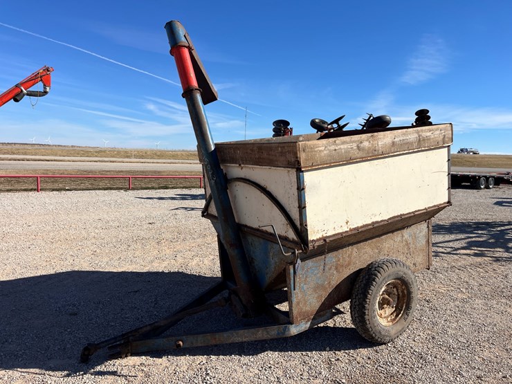 #t15023-•-auger-wagon-image-1