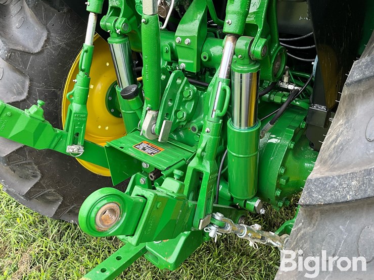 2023-john-deere-5095m-image-15