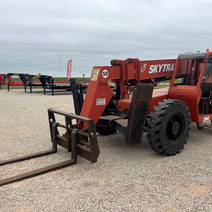 2006 SKY TRAK 10042