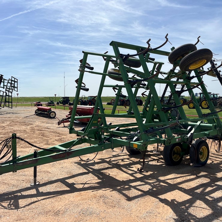 1997 JOHN DEERE 980