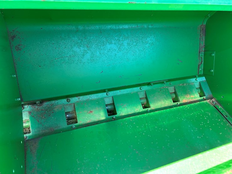 john-deere-450-image-11