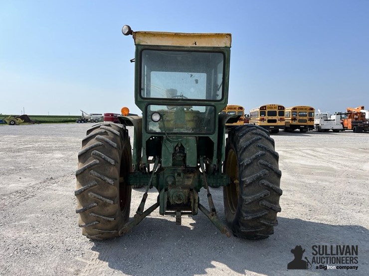 john-deere-4010-image-6