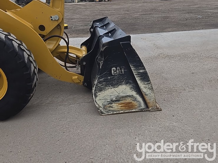 2023-caterpillar-908-image-15