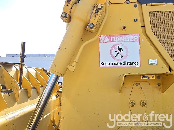 2014-komatsu-d155ax-7-image-27
