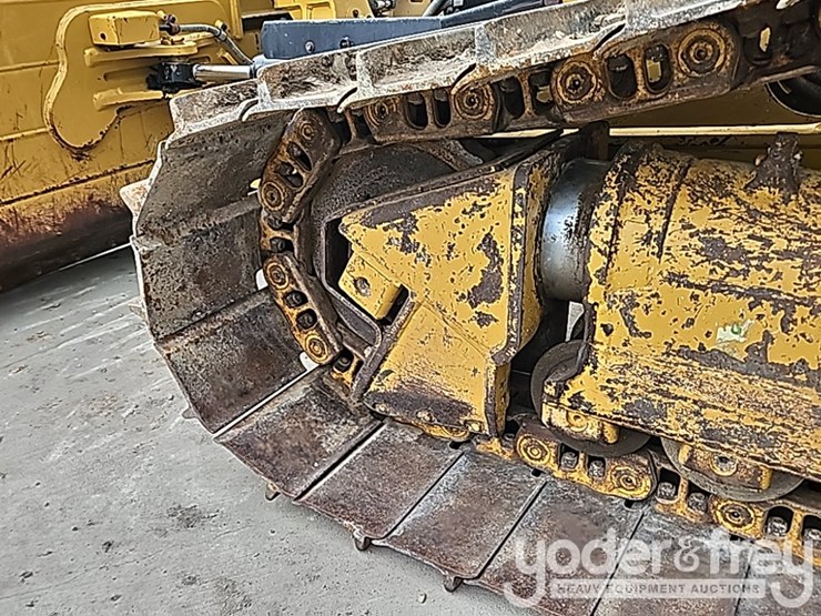 2019-caterpillar-d6n-lgp-image-10
